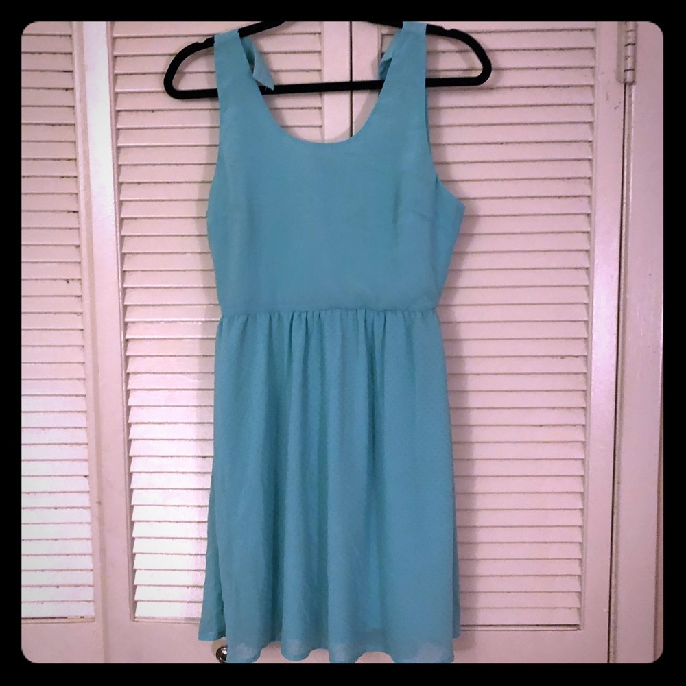 {Sale}Sleeveless mint polka dot circle dress